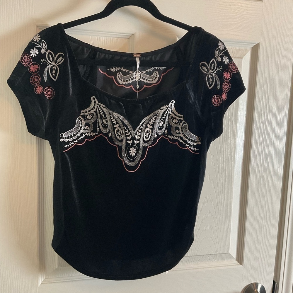 Free People Black Velvet Top with Embroidered Details M - Picture 4 of 11